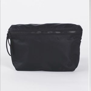 Lululemon Go Lightly Bag Black